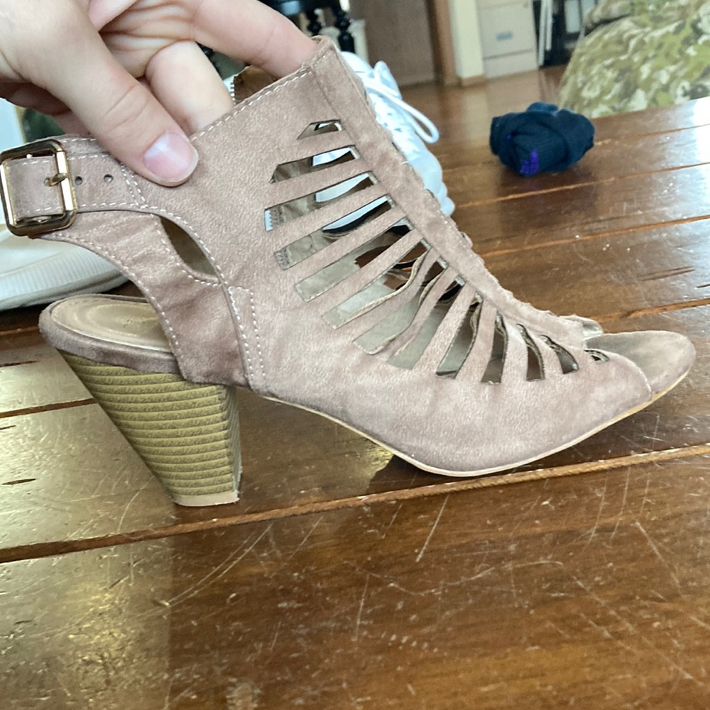 Heels size 10